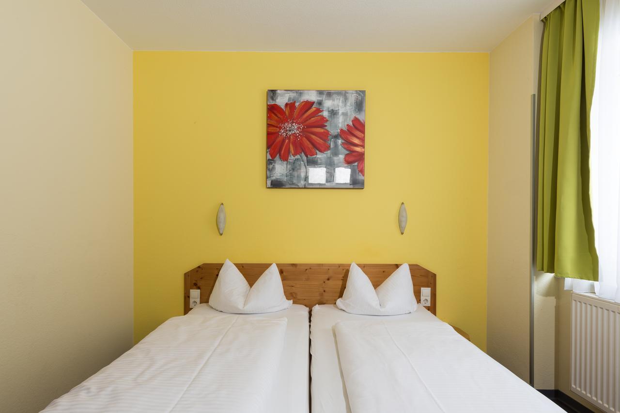 Hotel Demling Randersacker Exterior foto